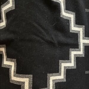Pendleton Kiva Steps Southwestern Black and White Wool Blanket.